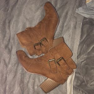 AEO booties